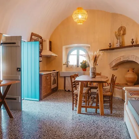 Kythera Secrets Apartment