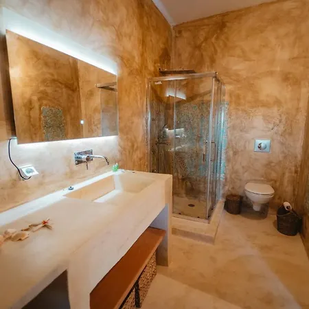 Kythera Secrets Apartment