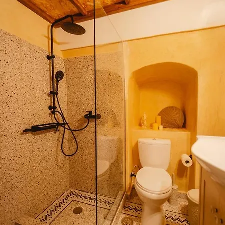 Kythera Secrets Apartment